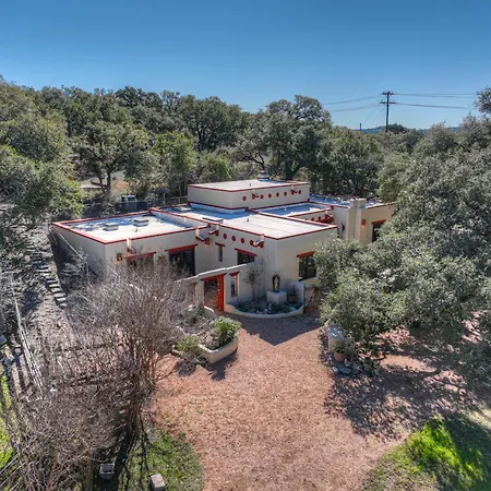 El Ranchito On 578 Acres Villa